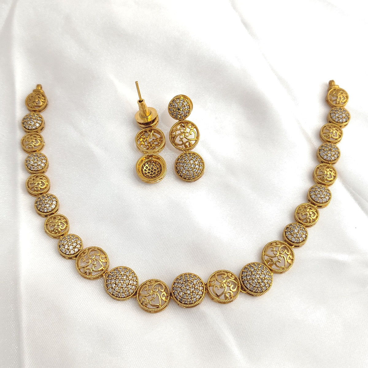 Diva Gold Zirconia Necklace Set