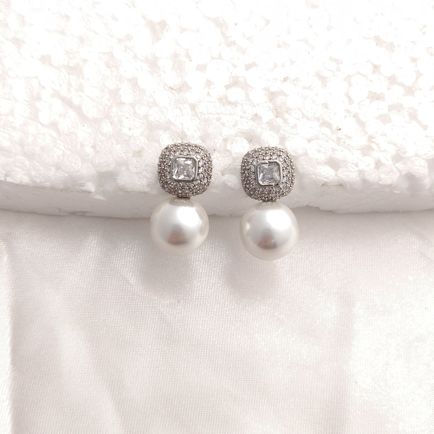 Pearl Radiance AD Studs
