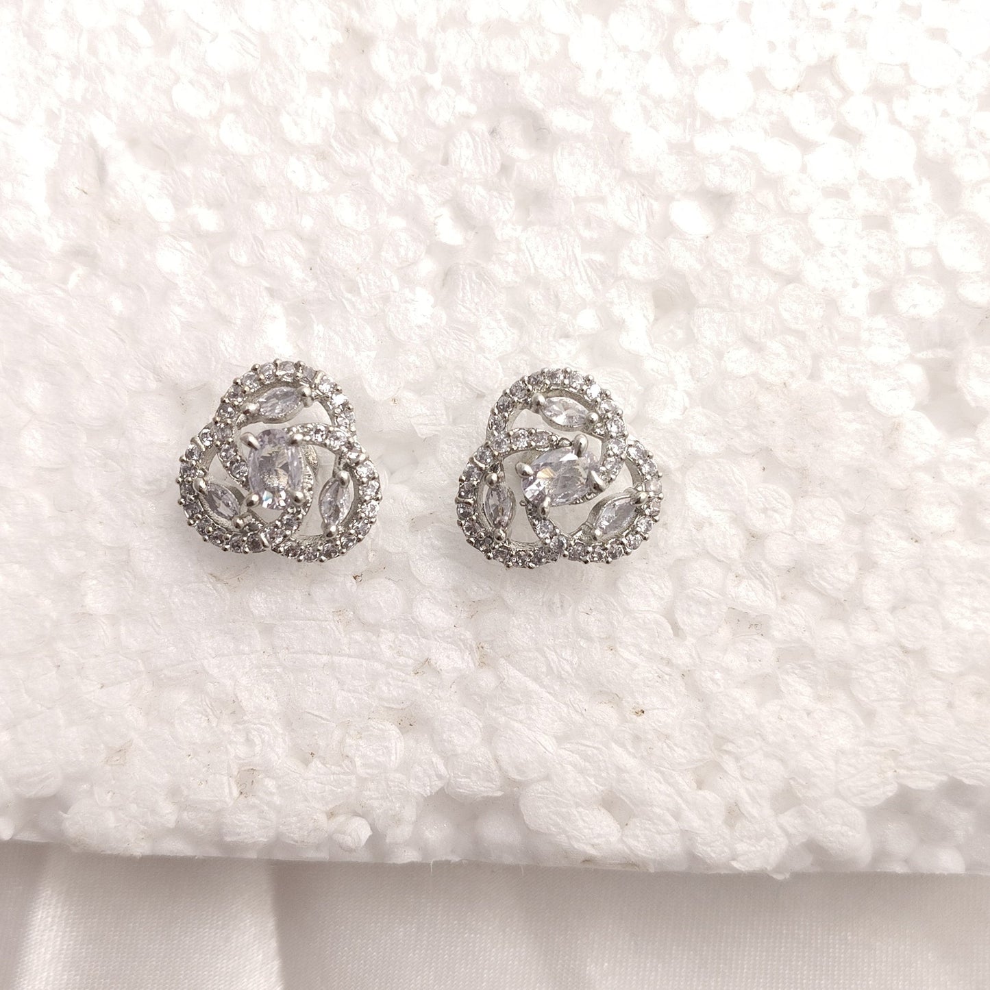 Twisted Heart AD Studs